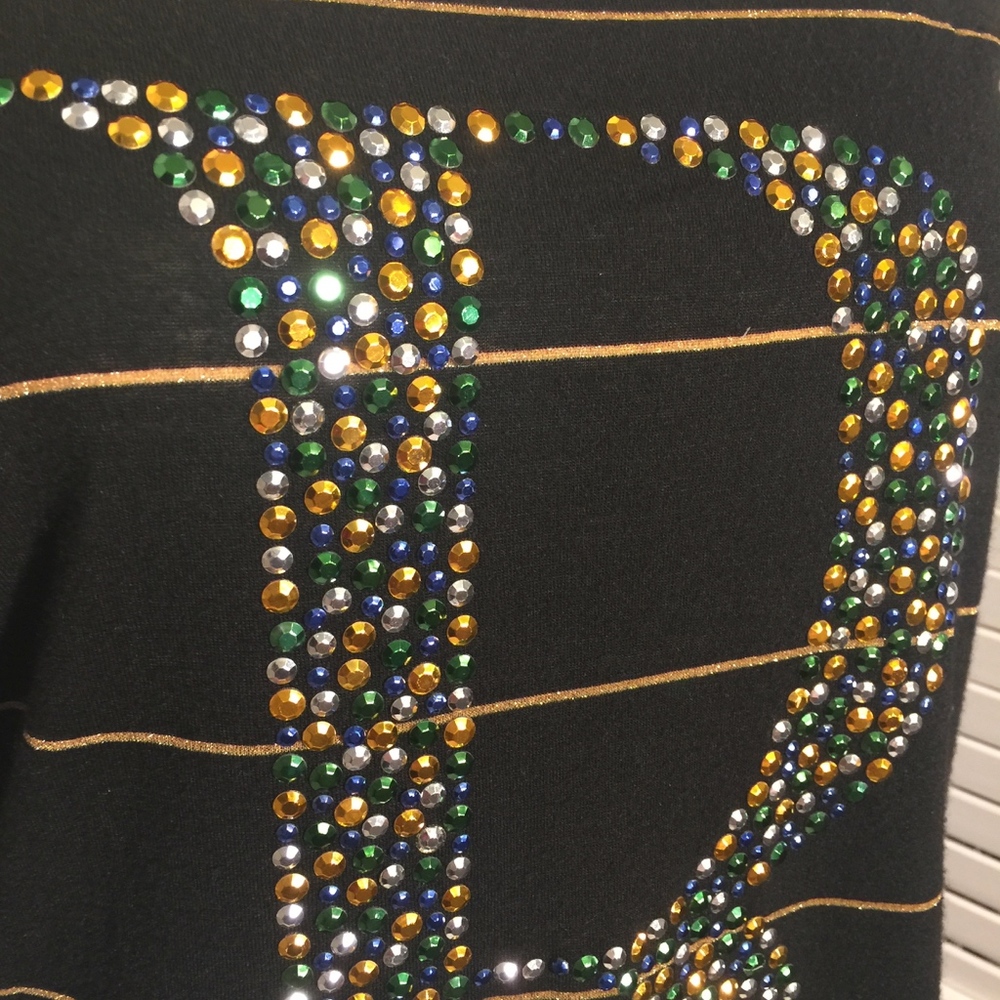 The Classic Blouse Letter "R" - Picture 5 of 7